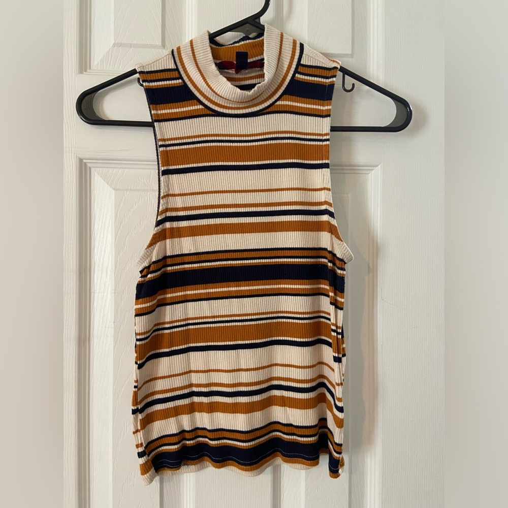 Aeropostale Mock-Neck Ribbed Tank, - Picture 2 of 5